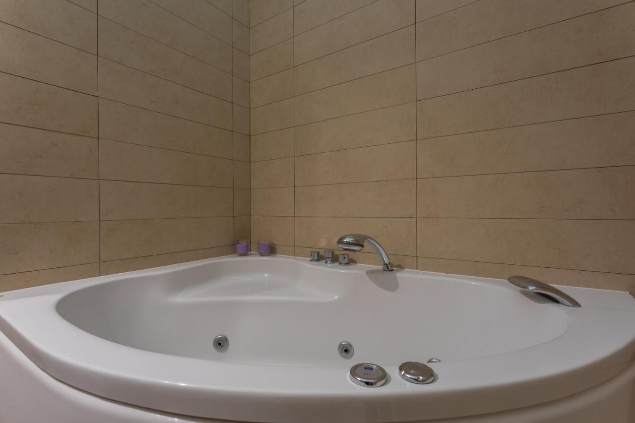 Massena Modern Apartment By Wonderful Italy Турин Екстер'єр фото